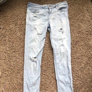 Hollister Ripped Skinny Jeans